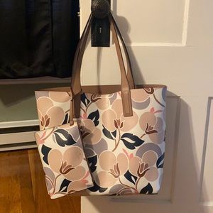 ♠️kate spade mya breezy floral arch place tote♠️